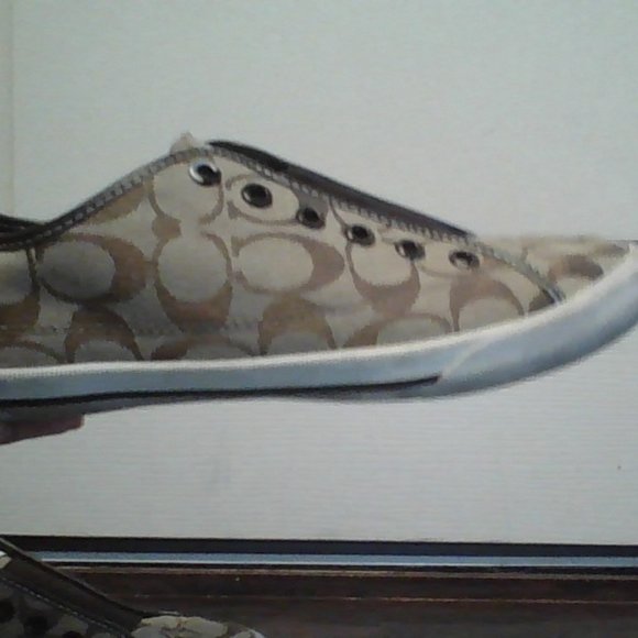 Coach Shoes - Picture 5 of 5